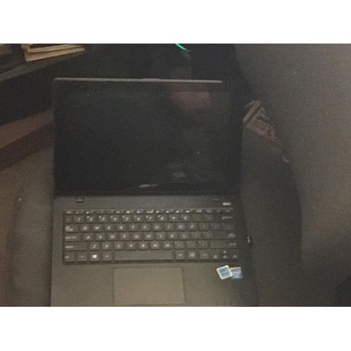 아수스 Asus X200MA 12-inch Touchscreen Laptop (1.86 GHz Celeron N2815 Processor, 4GB RAM, 500 GB HDD, Windows 8)
