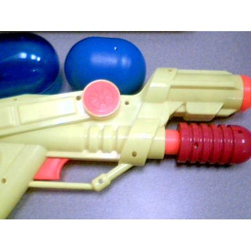  1997 Larami Ltd. Larami Super Soaker XP 70 Water Squirt Gun Item#9770-0 Larami (Yellow Body Shell, Blue Top Holders, Orange Trigger, Reddish Pump Version)