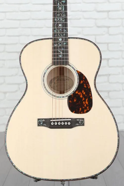  Larrivee OM-10 Romanian Flamed Maple Acoustic Guitar - Natural, Sweetwater Exclusive Demo