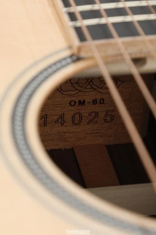  Larrivee OM-60 Acoustic Guitar - Natural