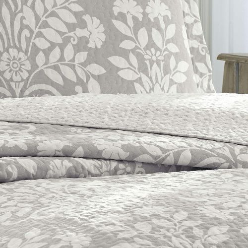  Laura Ashley Rowland Gray Quilt Set, King