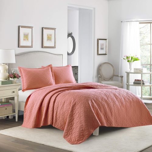  Laura Ashley FullQueen Coral Quilt Set