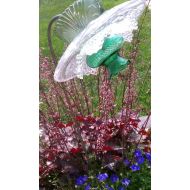 Lavenderlilli Vintage Green and Clear Glass Flower Garden Art