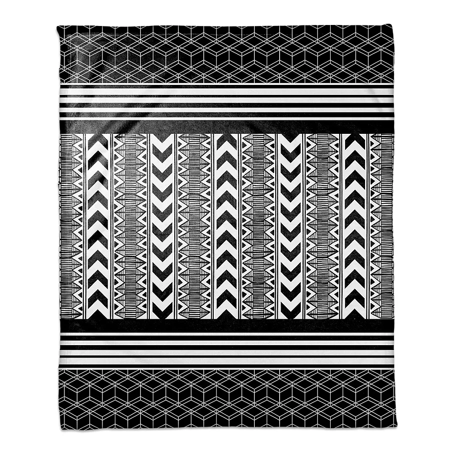  Layered Tribal Print Throw Blanket in BlackWhite