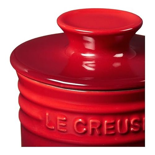 르크루제 Le Creuset Stoneware Butter Crock, 6 oz., Cerise