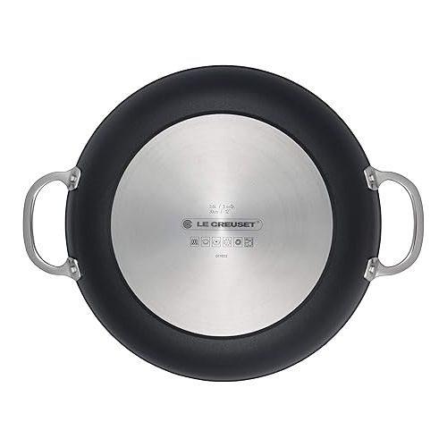 르크루제 Le Creuset Toughened Nonstick PRO Shallow Casserole/Braiser with Glass Lid, 4 qt., Gray