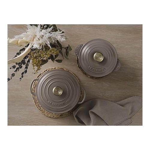 르크루제 Le Creuset Signature Medium Knob, Light Gold