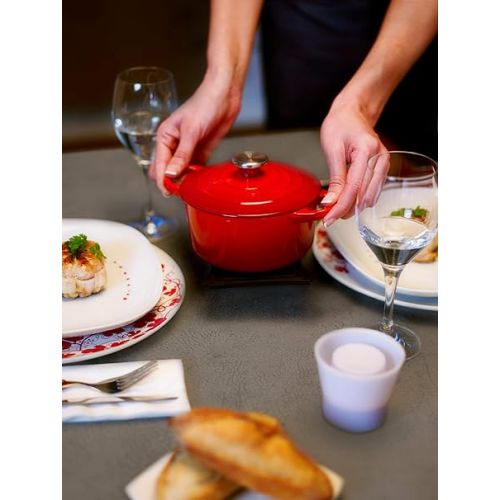 르크루제 Le Creuset Enameled Cast Iron Mini Cocotte with Lid, 1/3 qt., Cerise