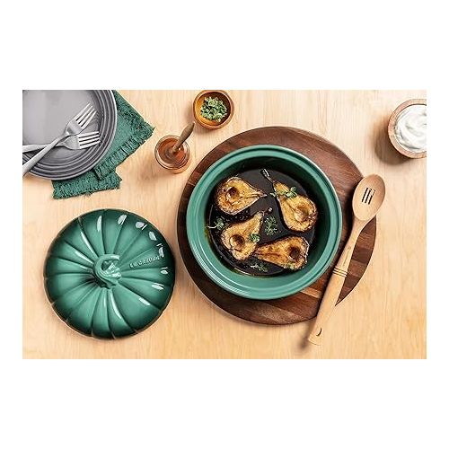 르크루제 Le Creuset Stoneware Figural Pumpkin Baker with Lid, 9