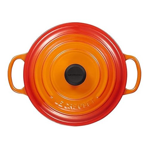 르크루제 Le Creuset Enameled Cast Iron Signature Round Dutch Oven, 4.5 qt., Flame