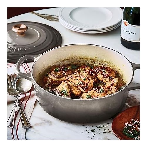 르크루제 Le Creuset Signature 6.75-quart Round Wide Oven with Copper Knob - Enameled Cast Iron (Oyster)