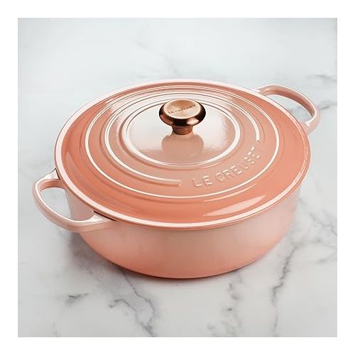 르크루제 Le Creuset Signature 6.75-quart Round Wide Oven with Copper Knob - Enameled Cast Iron (Peche)