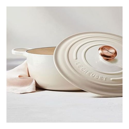 르크루제 Le Creuset Signature 6.75-quart Round Wide Oven with Copper Knob - Enameled Cast Iron (Meringue)