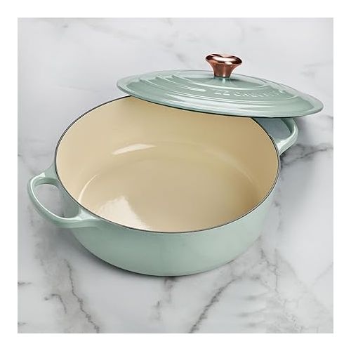 르크루제 Le Creuset Signature 6.75-quart Round Wide Oven with Copper Knob - Enameled Cast Iron (Sea Salt)