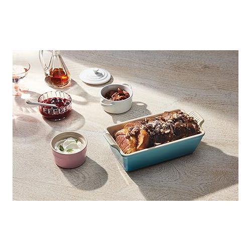 르크루제 Le Creuset Stoneware Heritage Loaf Pan, 9