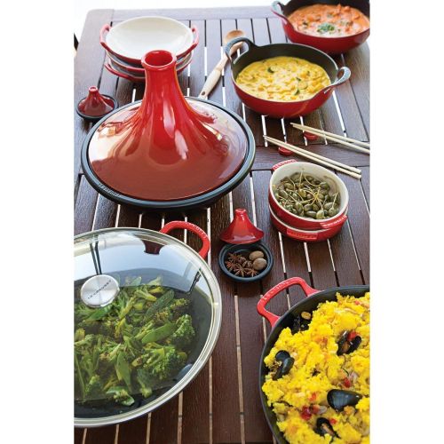 르크루제 Le Creuset 25138350600422 Cerise Tajine aus emailliertem Guss, 35cm, Rot