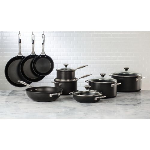 르크루제 [아마존베스트]Le Creuset of America Toughened NonStick Shallow Casserole/Braiser with Lid, 4 quart,