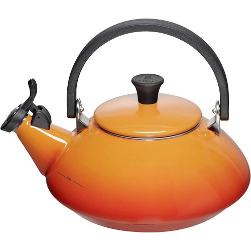 르크루제 [아마존베스트]Le Creuset Enamel On Steel 1.6 Qt. Zen Tea Kettle Color, Flame Orange