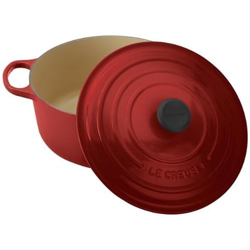 르크루제 [아마존베스트]Le Creuset Signature Enameled Cast-Iron 7-1/4-Quart Round French (Dutch) Oven, Cerise (Cherry Red)