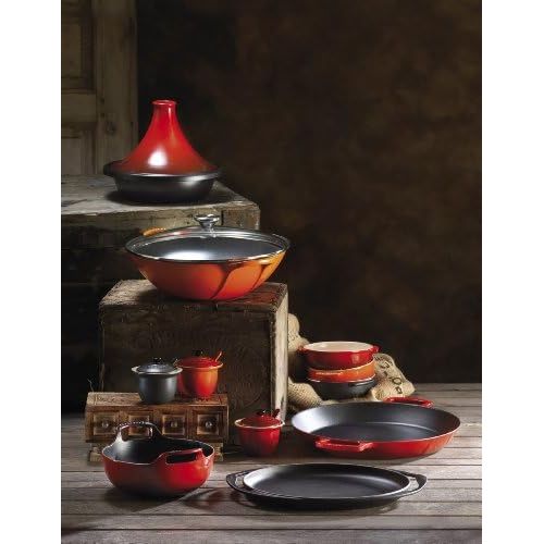 르크루제 [아마존베스트]Le Creuset of America Enameled Cast Iron Balti Dish, 3-Quart, Cerise (Cherry Red)