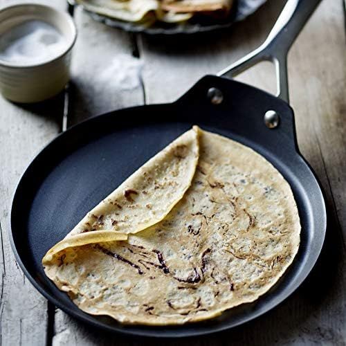 르크루제 Le Creuset Aluminium-Antihaft Crepes-Pfanne, Ø 24 cm, PFOA-frei, Fuer alle Herdarten inkl. Induktion geeignet, Anthrazit/Silber