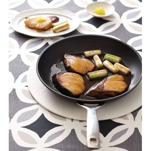 르크루제 Le Creuset Toughened Nonstick 8-Inch Shallow Fry Pan