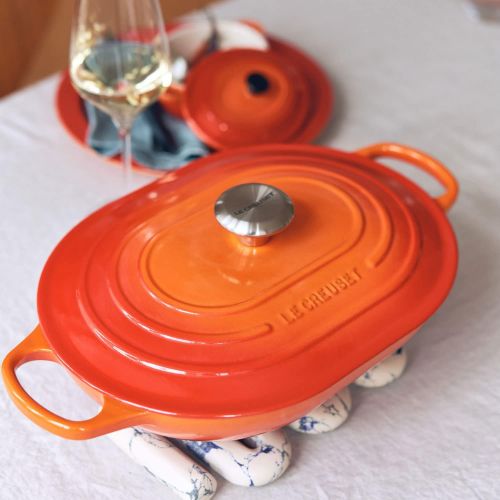 르크루제 Le Creuset LS2512-312SS Enameled Caset Iron Dutch Oven, 3.75 qt, Flame