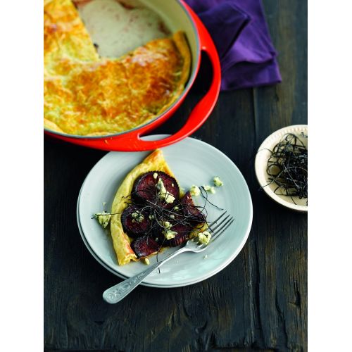 르크루제 Le Creuset L2129-2567 Enameled Cast Iron Tatin Dish, 2 quart, Cerise