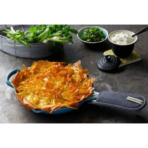 르크루제 Le Creuset LS2024-2317 Enameled Cast Signature Iron Handle Skillet, 9, Caribbean