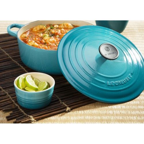 르크루제 Le Creuset Signature Caribbean Enameled Cast Iron Round French Oven, 5.5 Quart