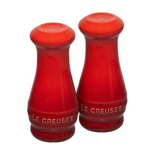 르크루제 Le Creuset PG1102-0467 Stoneware Salt and Pepper Shakers, 2.1 x 2.8 x 3.1, Cerise