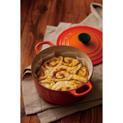 르크루제 Le Creuset Enameled Cast-Iron 2-Quart Round French Oven, Flame