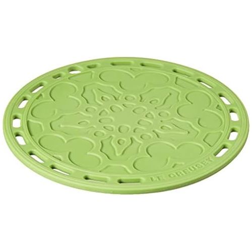 르크루제 Le Creuset Enameled Cast Iron Curved Round Chefs Oven with Silicone French Trivet, 4.5 qt., Palm