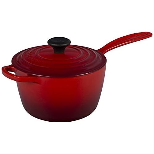 르크루제 Le Creuset Enameled Cast Iron Signature Saucepan, 2.25 qt., Cerise