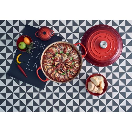 르크루제 Le Creuset Enameled Cast Iron Signature Braiser, 3.5 qt., Cerise