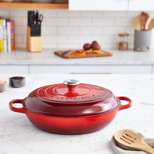 르크루제 Le Creuset Enameled Cast Iron Signature Braiser, 5 qt. , Cerise