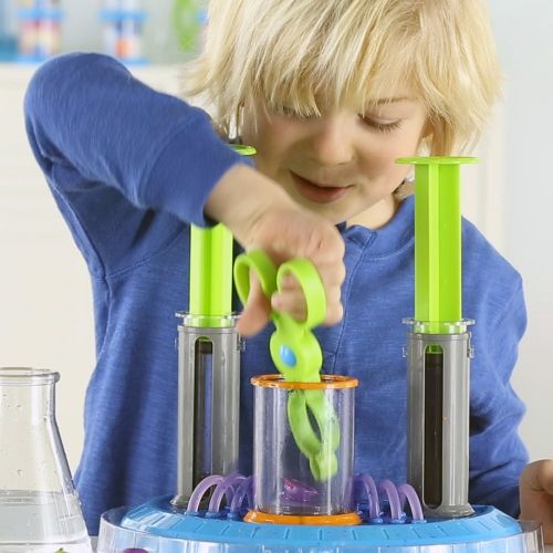  Learning Resources Beaker Creatures Liquid Reactor Super Lab - Toy of The Year Finalist