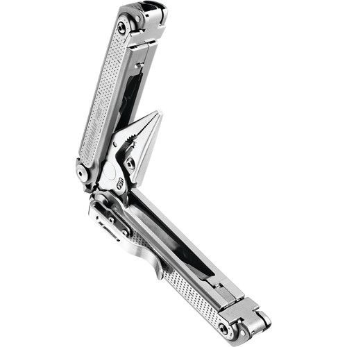 레더맨 Leatherman FREE P2 Multi-Tool with Nylon Sheath?(Clamshell Packaging)