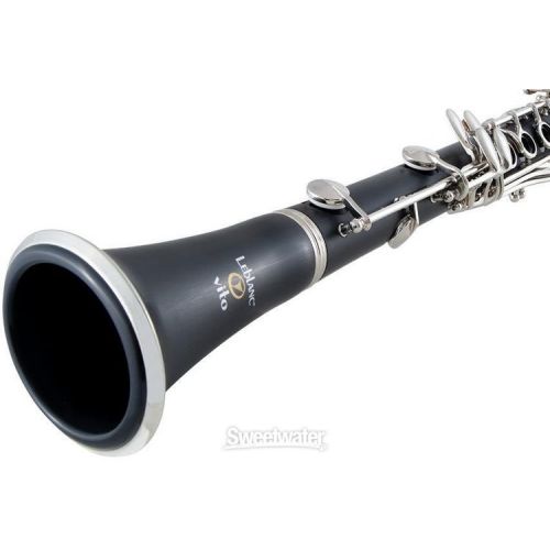  Leblanc L301 Vito Student Bb Clarinet with Nickel Keys and Wood Case