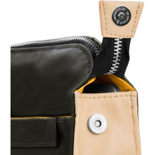  Lencca Capri Shoulder Bag for TabletsLaptops (LENCapri15)