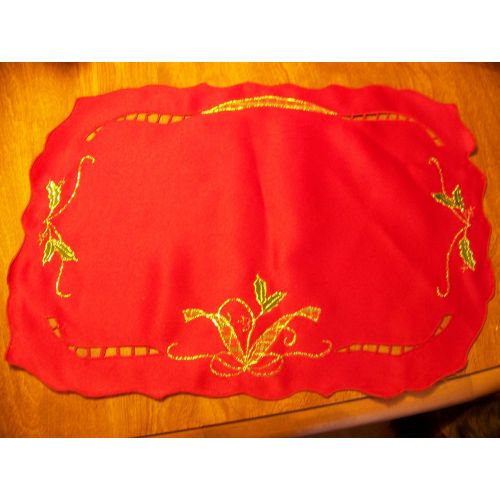 레녹스 Lenox Holiday Nouveau Cutwork Red Elegant Oval Placemat 7335