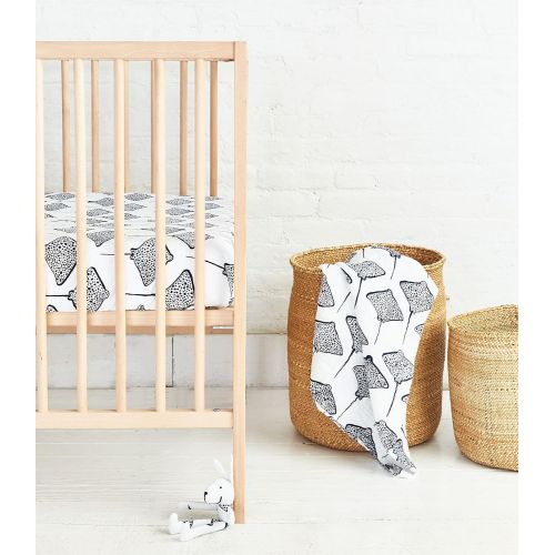  Lewis LLC Lewis 2-Piece Organic Cotton Muslin Swaddles Seaweed and Stingray Prints 100% GOTS Certified Organic...