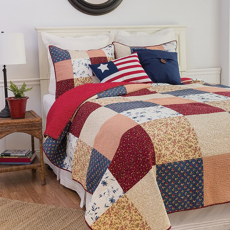 Liberty Reversible Quilt Set