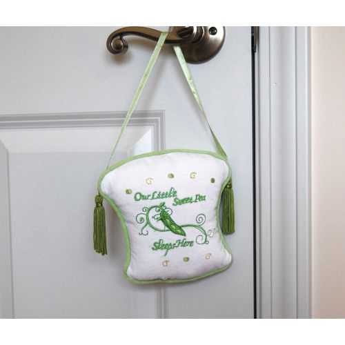  Lillian Rose Sweet Pea Door Hanger, 5.5 x 6