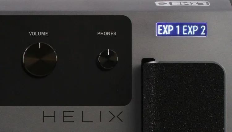  Line 6 Helix Guitar Multi-effects Floor Processor Worship Bundle - Space Gray Sweetwater Exclusive