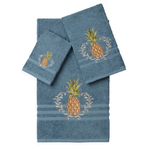 Linum Home Textiles WELCOME Embellished Bath Towels (Set of 3)