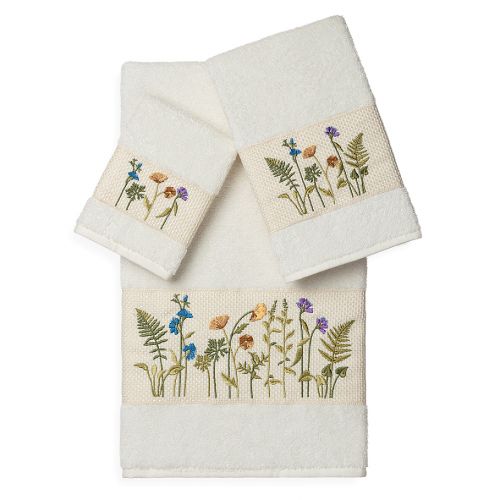  Linum Home Textiles SERENITY Embellished Bath Towels (Set of 3)