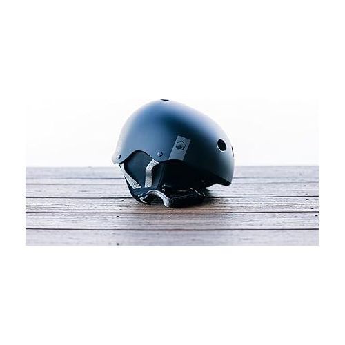  Liquid Force 2024 Flash (Blackout) Wakeboard Helmet-Large