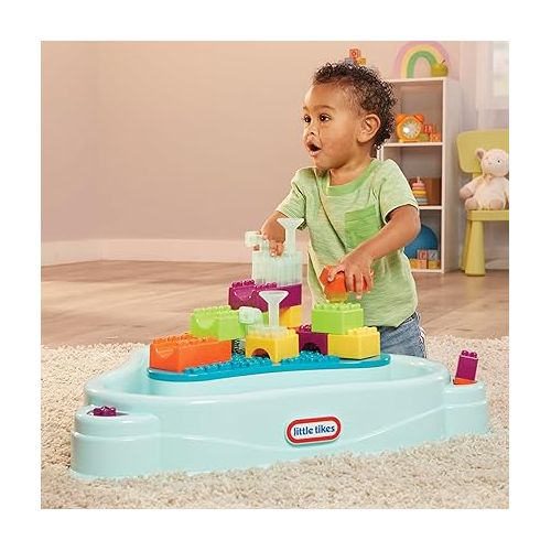  Little Tikes Build & Splash Water Table with 25 Piece Accessories - Wet/Dry Play, Indoor/Outdoor with Removeable Grow-with-Me Legs