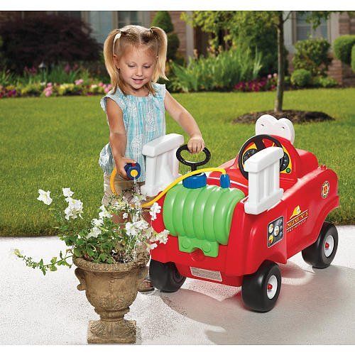  Little Tikes Spray and Rescue Fire Truck